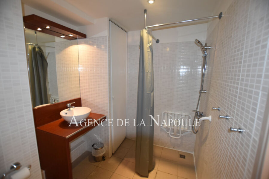 Appartement à vendre à Mandelieu-la-napoule