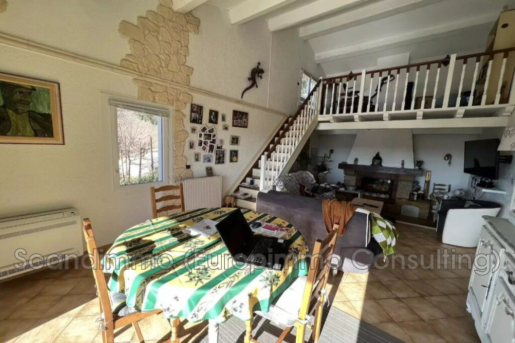 vente maison 7 Pièce(s) – 7 pièces – 4 chambres – 163.00 m²