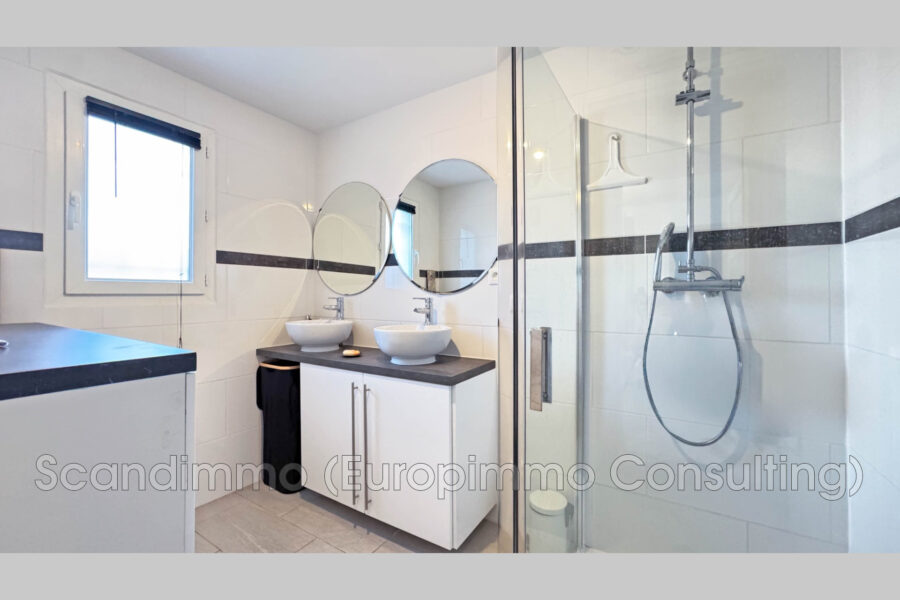 Maison à vendre à Roquebrune-sur-argens