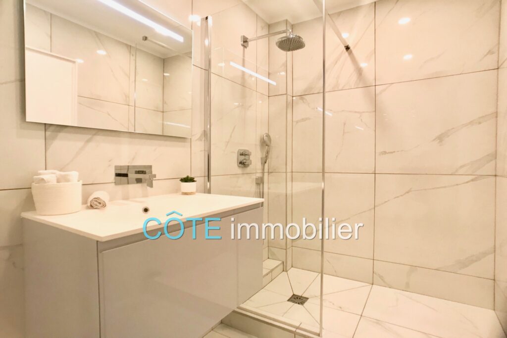 GOLFE JUAN 3P 81 M² à 2 pas des plages ! – 3 pièces – NR chambres – 81.00 m²