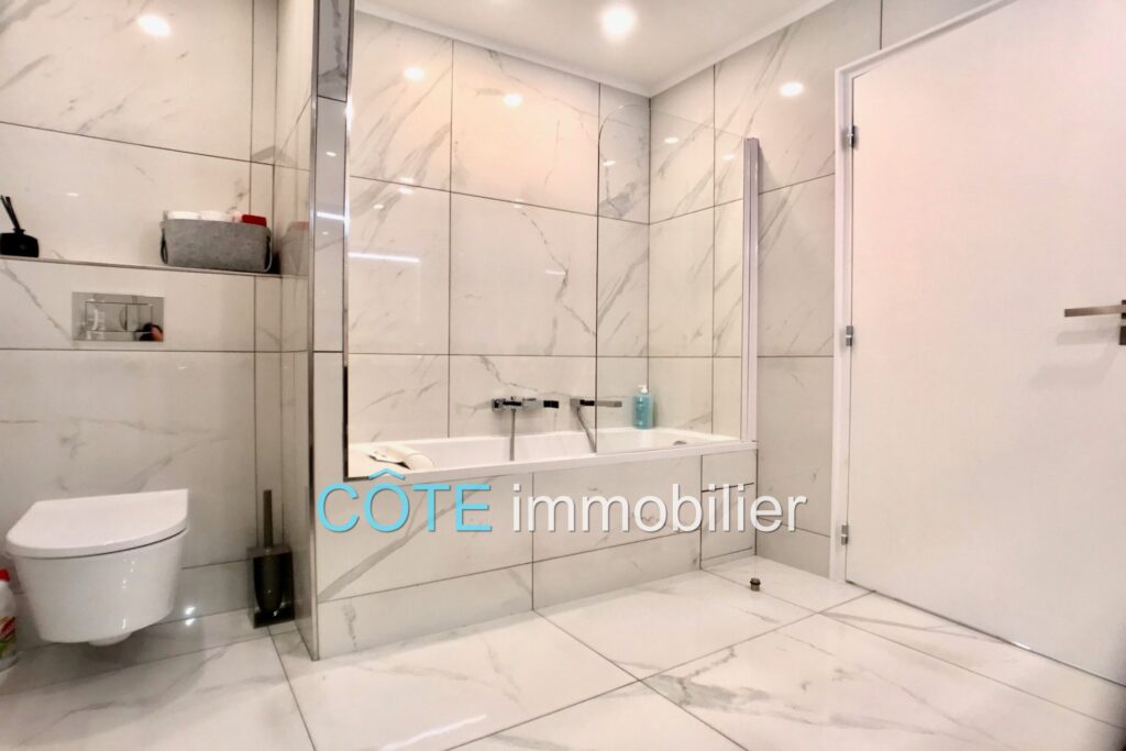 GOLFE JUAN 3P 81 M² à 2 pas des plages ! – 3 pièces – NR chambres – 81.00 m²