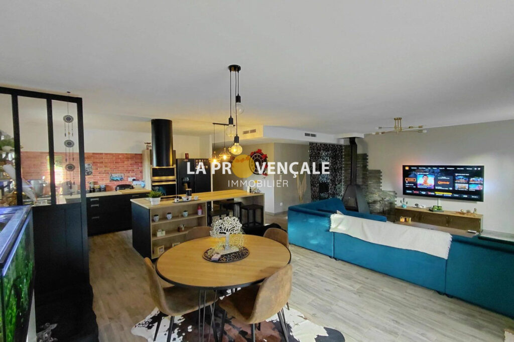 vente maison 3 Pièce(s) – 3 pièces – 2 chambres – 94.00 m²