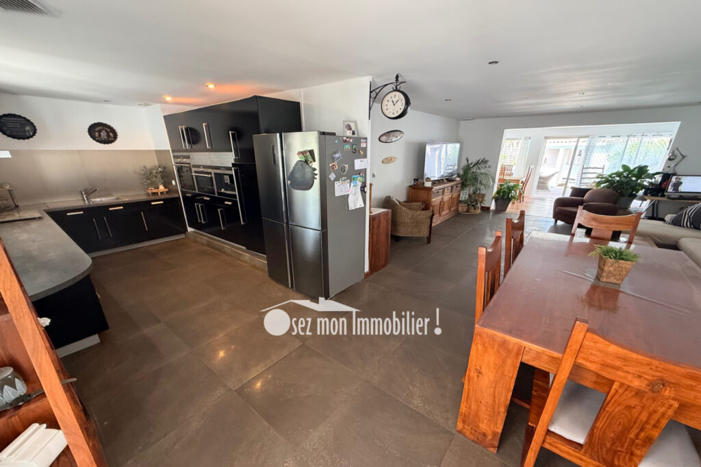 vente maison 6 Pièce(s) – 6 pièces – 4 chambres – 160.00 m²