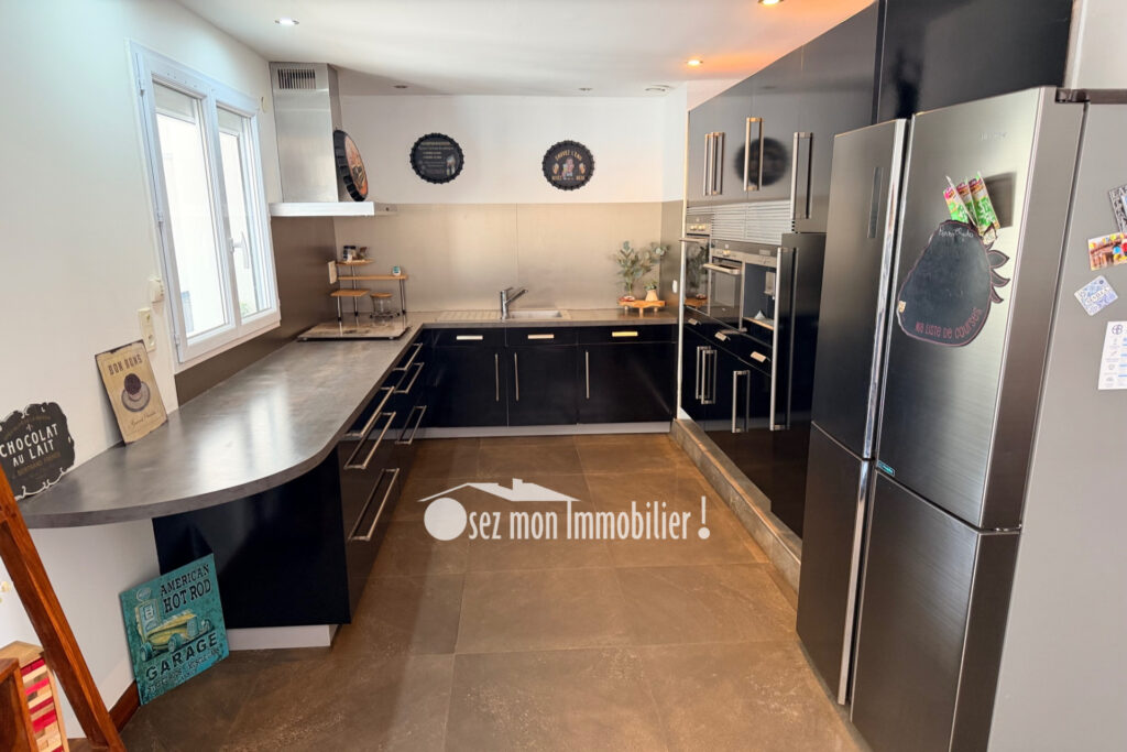 vente maison 6 Pièce(s) – 6 pièces – 4 chambres – 160.00 m²