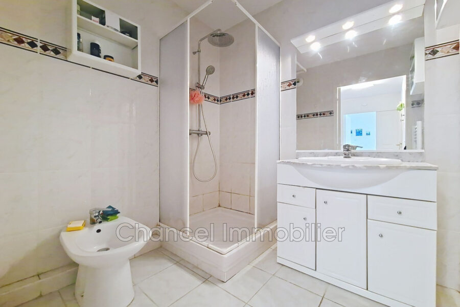 Appartement à vendre à Saint-laurent-du-var