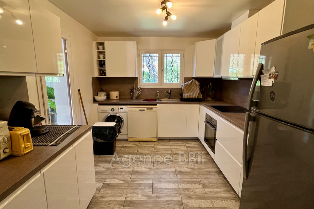 vente maison 5 Pièce(s) – 5 pièces – 4 chambres – 142.00 m²