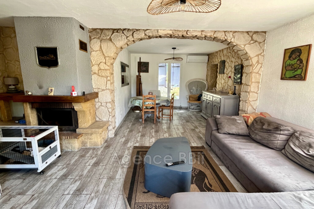 vente maison 5 Pièce(s) – 5 pièces – 4 chambres – 142.00 m²