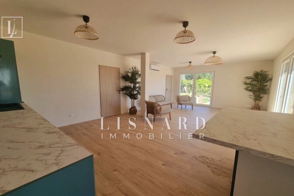 vente maison 5 Pièce(s) – 5 pièces – 4 chambres – 108.00 m²