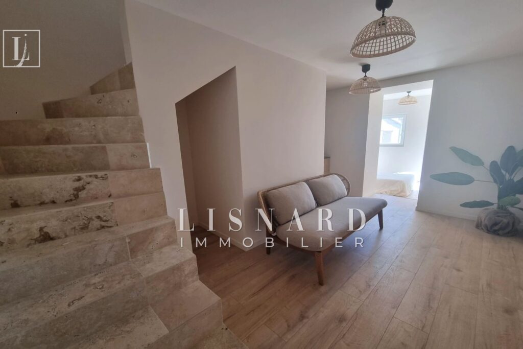 vente maison 5 Pièce(s) – 5 pièces – 4 chambres – 108.00 m²