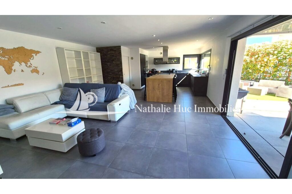 vente maison – NR pièces – 4 chambres – 142.52 m²