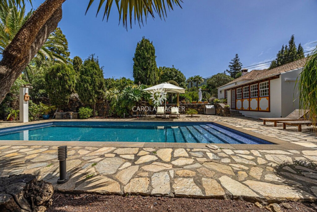 vente propriété 6 Pièce(s) – 6 pièces – 4 chambres – 217.00 m²