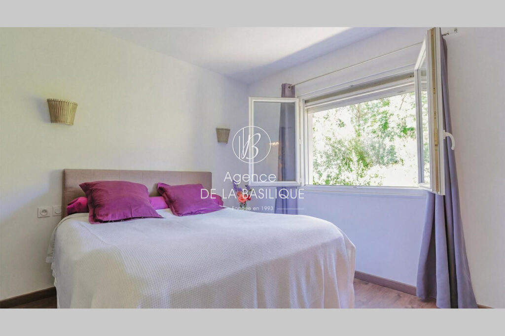 vente maison – NR pièces – 7 chambres – 355.00 m²