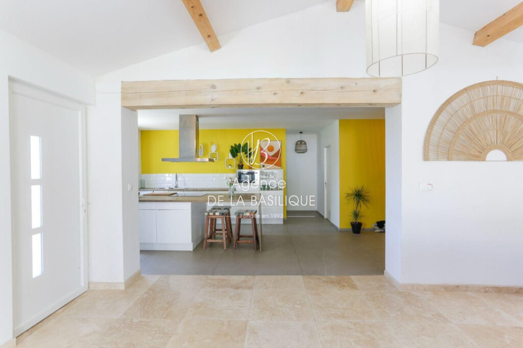 vente maison – NR pièces – 7 chambres – 355.00 m²