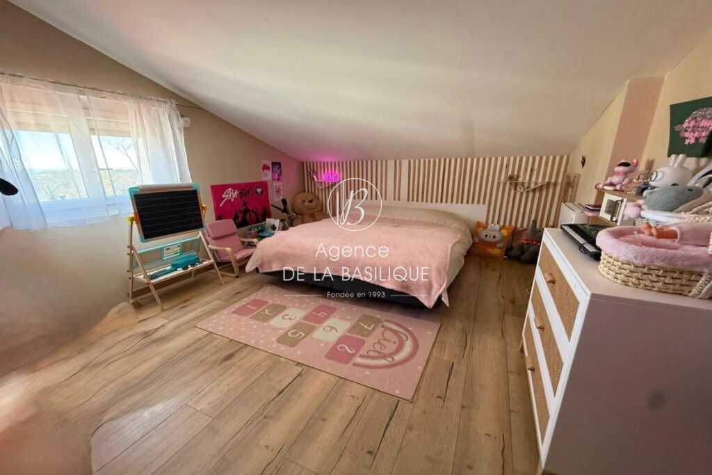 vente maison – NR pièces – 7 chambres – 355.00 m²