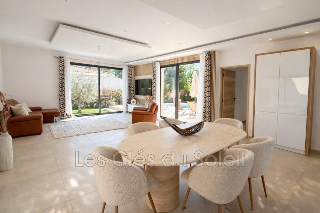 Maison contemporaine 2025 ? 120 m² ? Piscine chauffée ? 3 cham – 5 pièces – 3 chambres – 120.00 m²