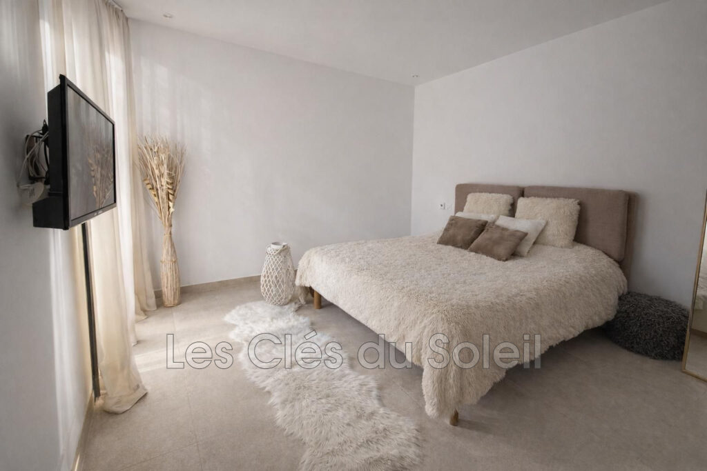 Maison contemporaine 2025 ? 120 m² ? Piscine chauffée ? 3 cham – 5 pièces – 3 chambres – 120.00 m²