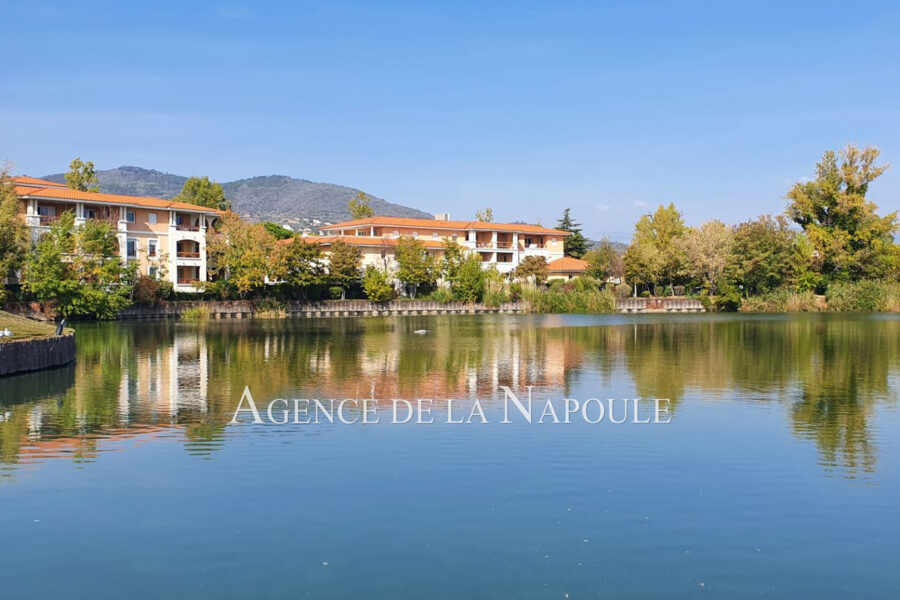 Appartement à vendre à Mandelieu-la-napoule