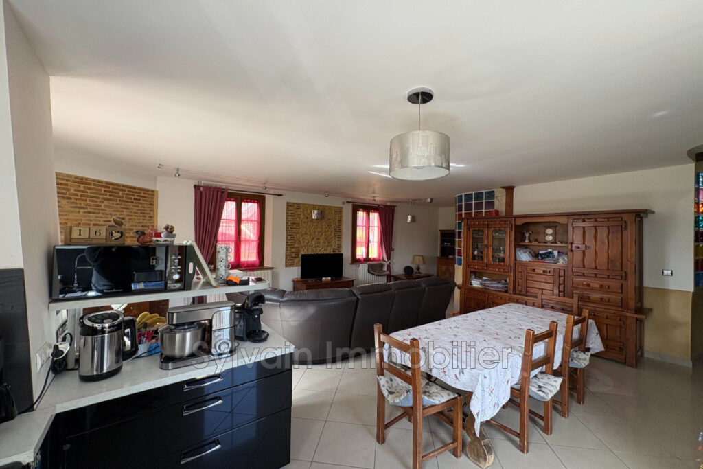 vente maison 5 Pièce(s) – 5 pièces – 4 chambres – 185.00 m²
