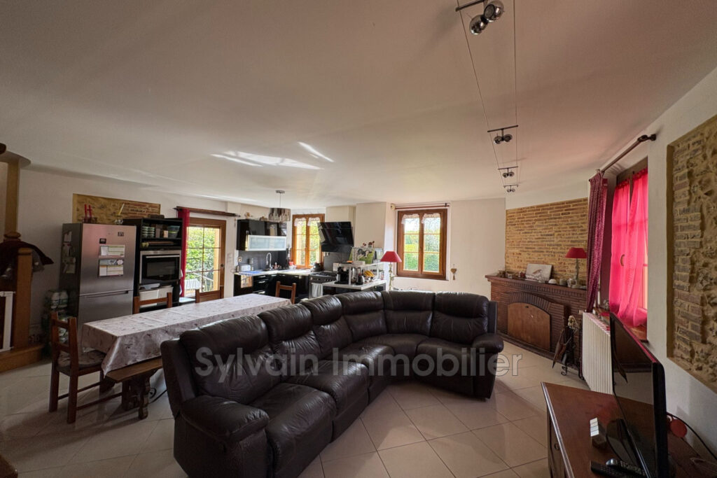 vente maison 5 Pièce(s) – 5 pièces – 4 chambres – 185.00 m²