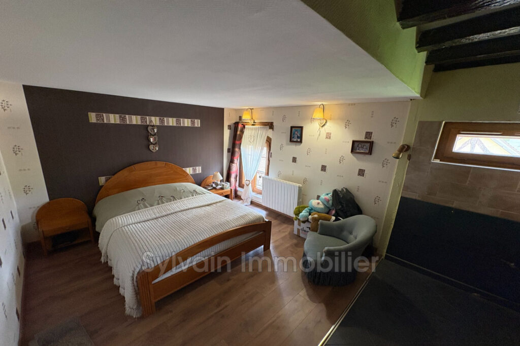vente maison 5 Pièce(s) – 5 pièces – 4 chambres – 185.00 m²