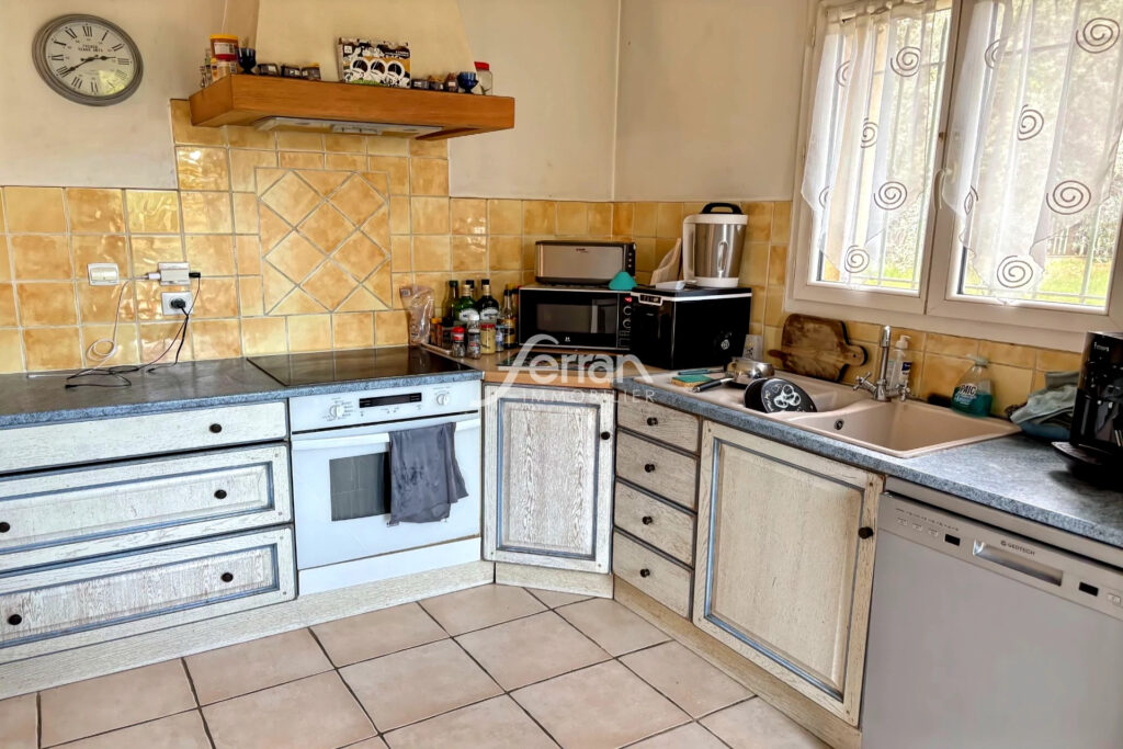A vendre Maison de plain-pied avec 3 chambres – Figanières – 4 pièces – 3 chambres – 80.00 m²