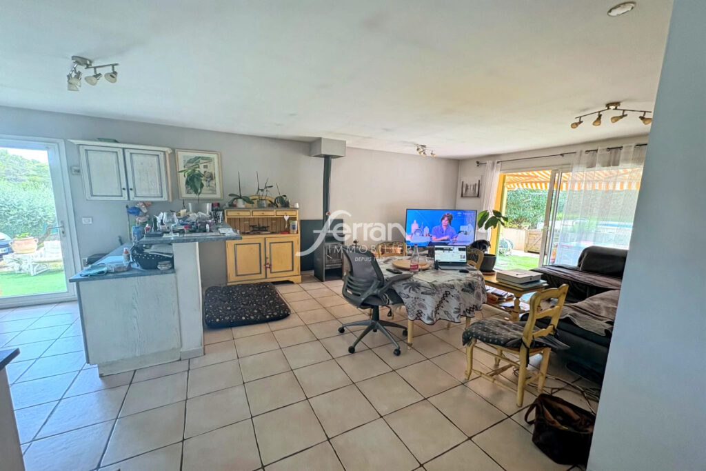 A vendre Maison de plain-pied avec 3 chambres – Figanières – 4 pièces – 3 chambres – 80.00 m²