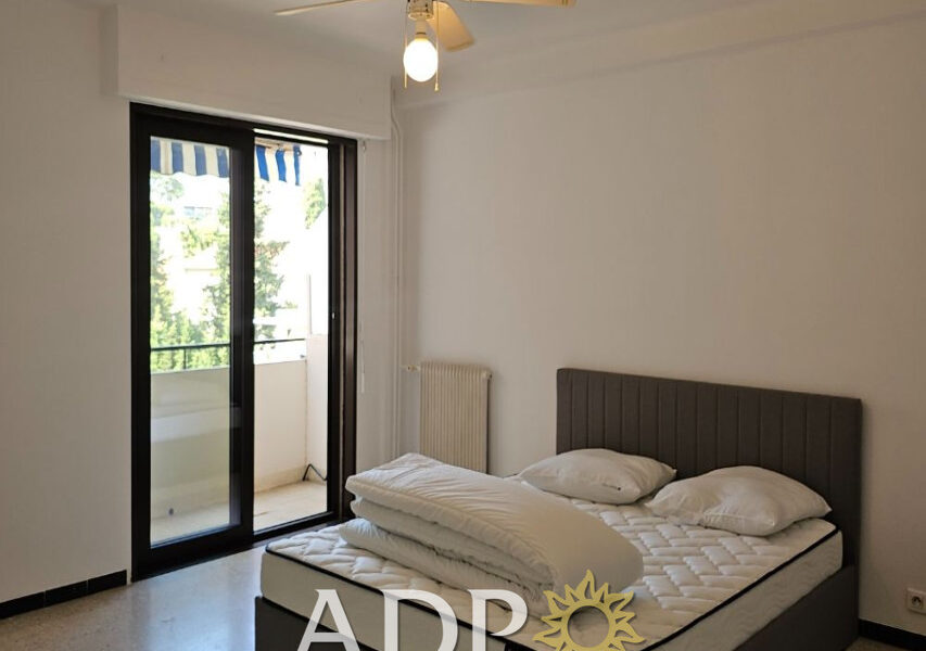 Appartement à louer à Le cannet — Vue sur la ville — photo 4