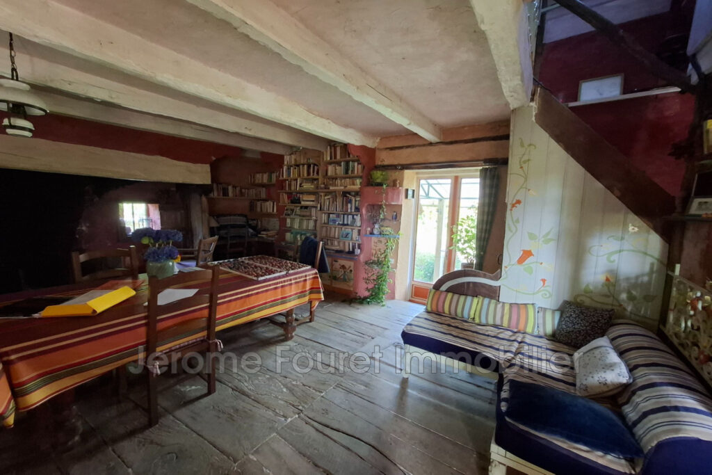 Maison de hameau. – 4 pièces – 3 chambres – 110.00 m²