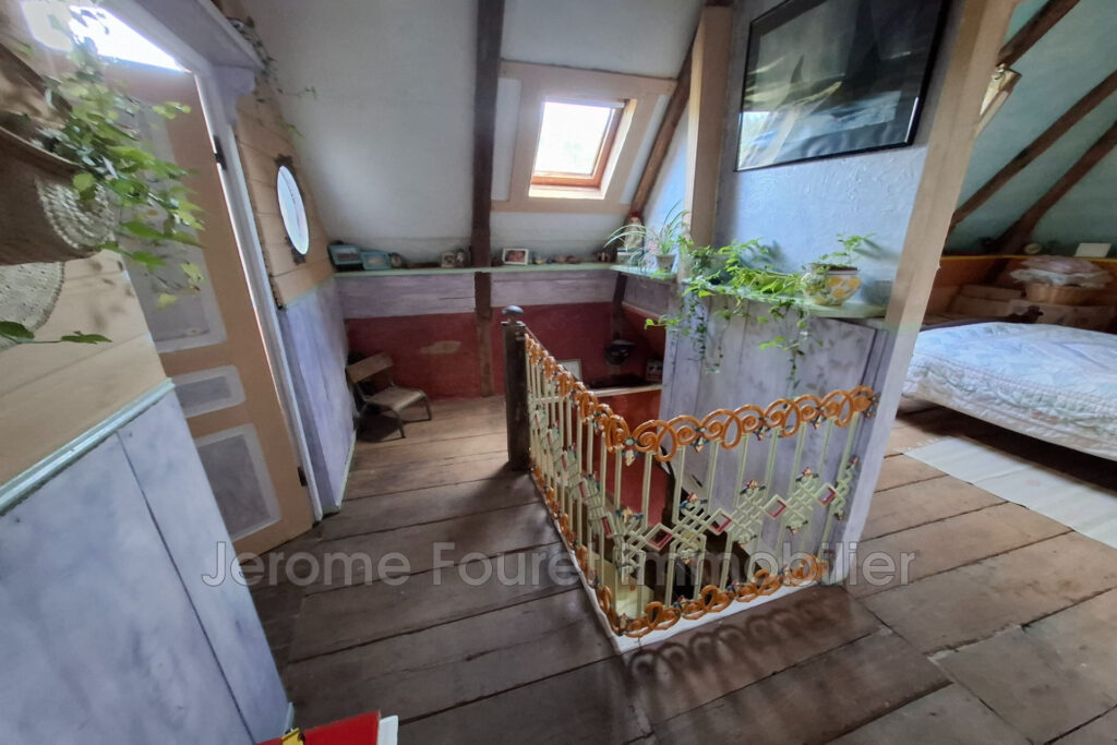 Maison de hameau. – 4 pièces – 3 chambres – 110.00 m²
