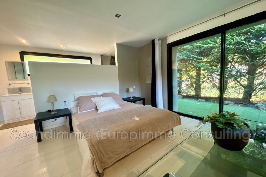vente maison contemporaine 5 Pièce(s) – 5 pièces – 4 chambres – 202.00 m²