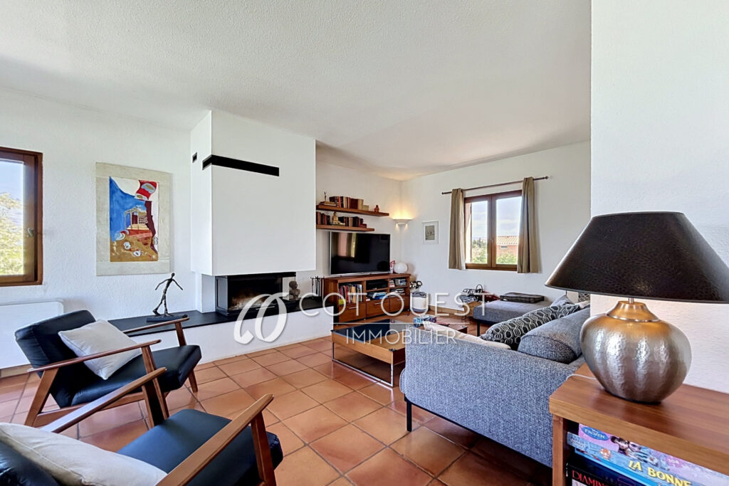 vente maison 6 Pièce(s) – 6 pièces – 5 chambres – 180.00 m²