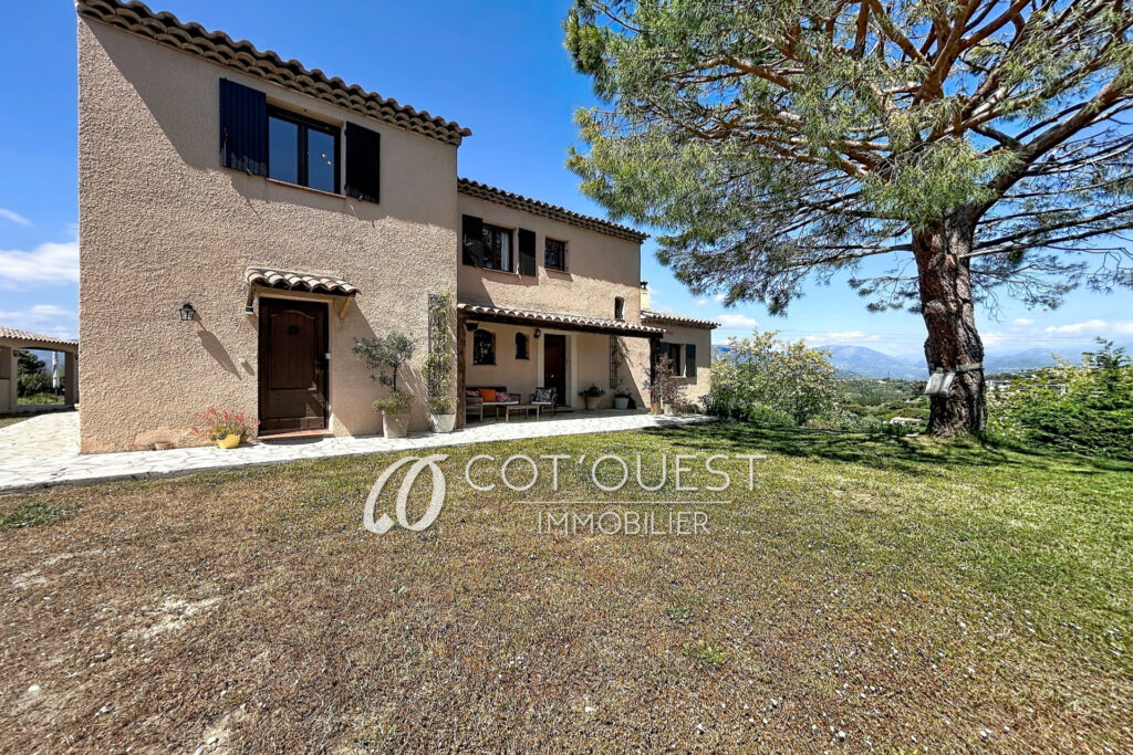 vente maison 6 Pièce(s) – 6 pièces – 5 chambres – 180.00 m²