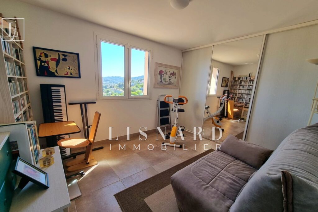 vente maison 5 Pièce(s) – 5 pièces – 4 chambres – 150.00 m²