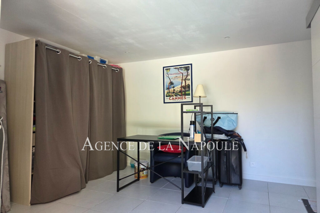 vente maison 5 Pièce(s) – 5 pièces – 3 chambres – 145.00 m²