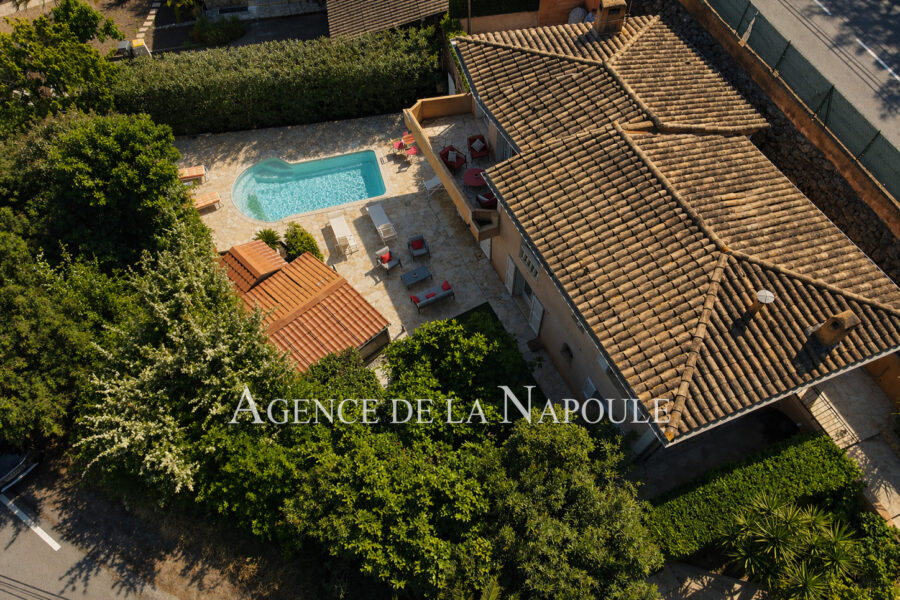 Maison à vendre à Mandelieu-la-napoule