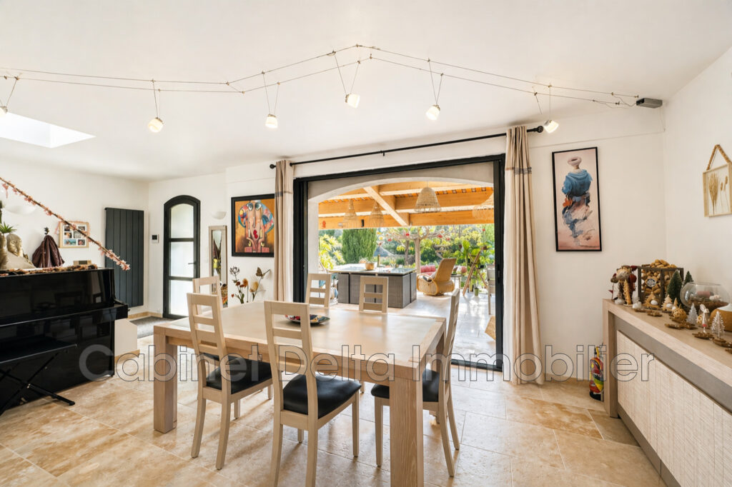 vente maison 6 Pièce(s) – 6 pièces – 4 chambres – 142.00 m²