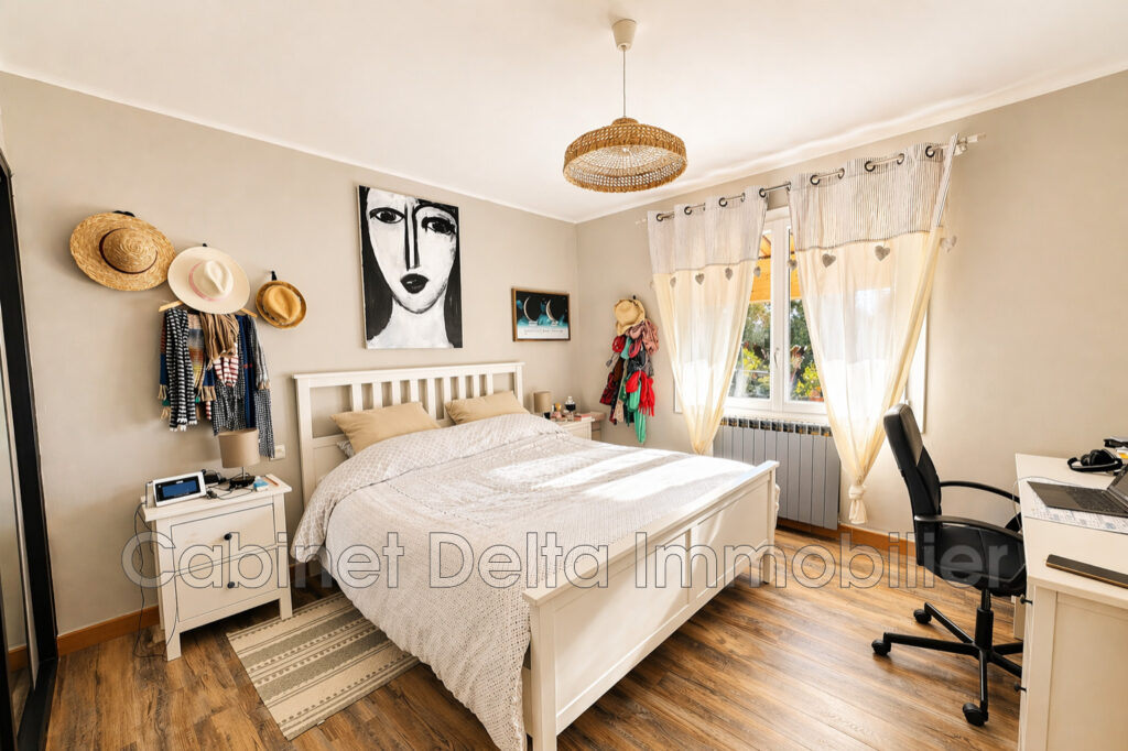 vente maison 6 Pièce(s) – 6 pièces – 4 chambres – 142.00 m²