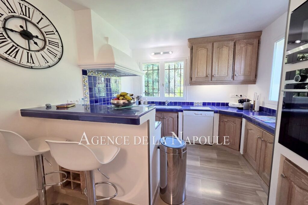 vente maison 5 Pièce(s) – 5 pièces – 3 chambres – 145.00 m²