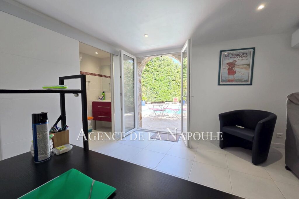 vente maison 5 Pièce(s) – 5 pièces – 3 chambres – 145.00 m²
