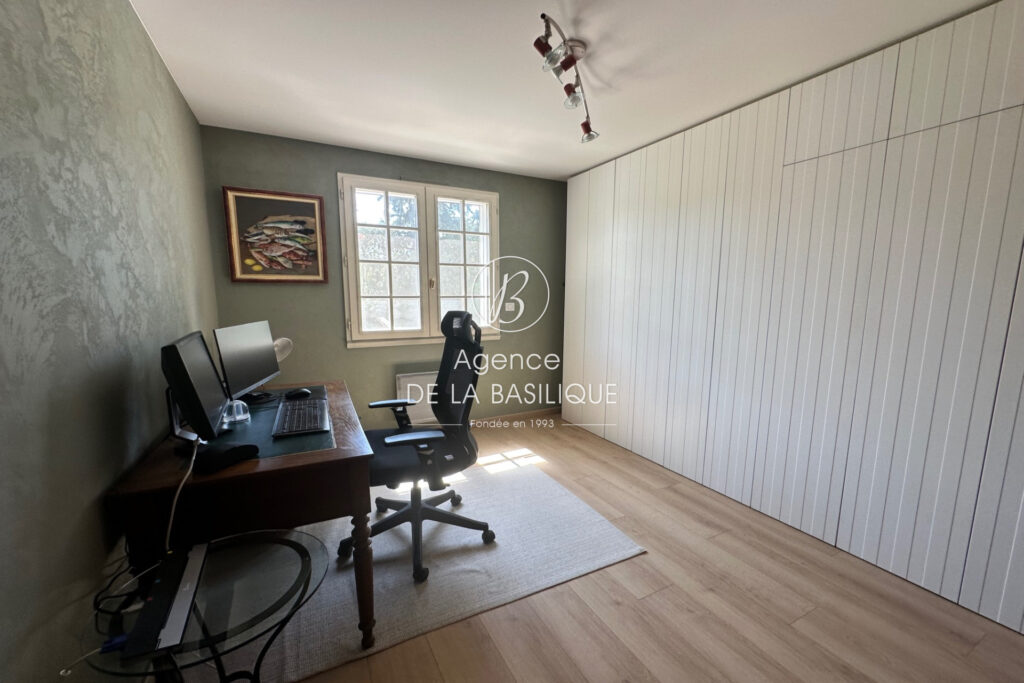 vente villa 6 Pièce(s) – 6 pièces – 4 chambres – 115.00 m²