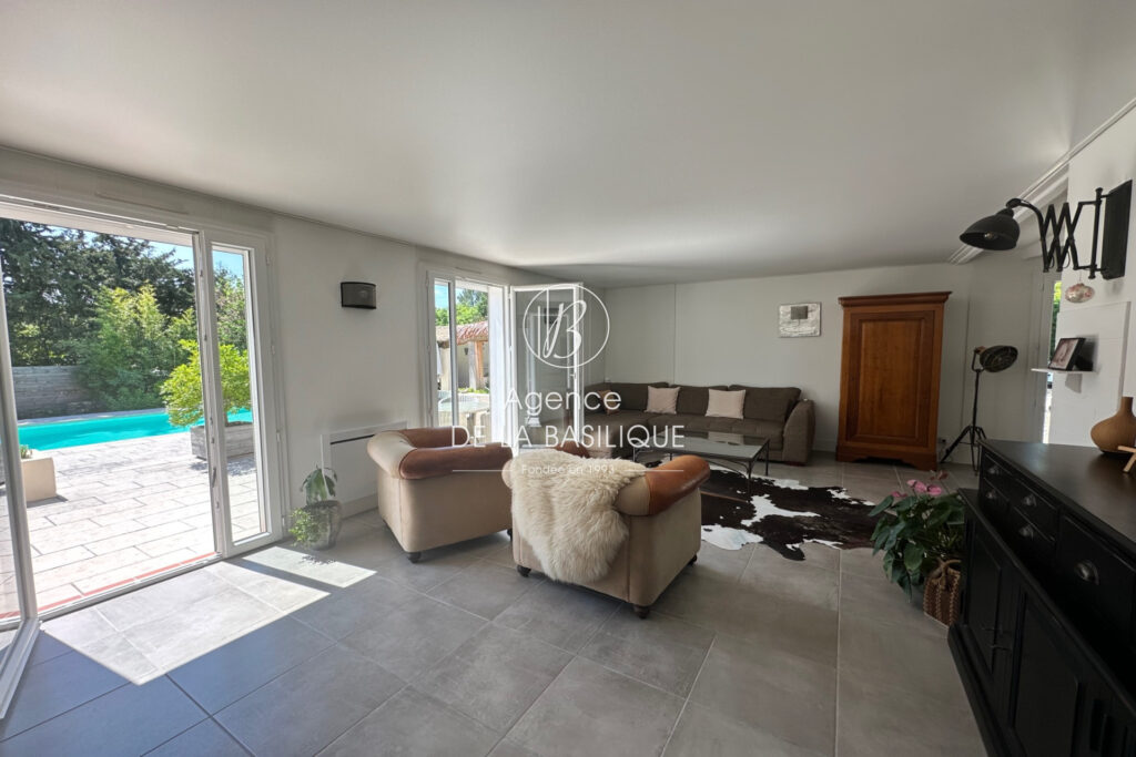 vente villa 6 Pièce(s) – 6 pièces – 4 chambres – 115.00 m²