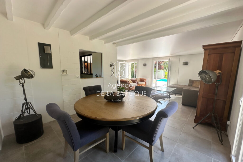 vente villa 6 Pièce(s) – 6 pièces – 4 chambres – 115.00 m²