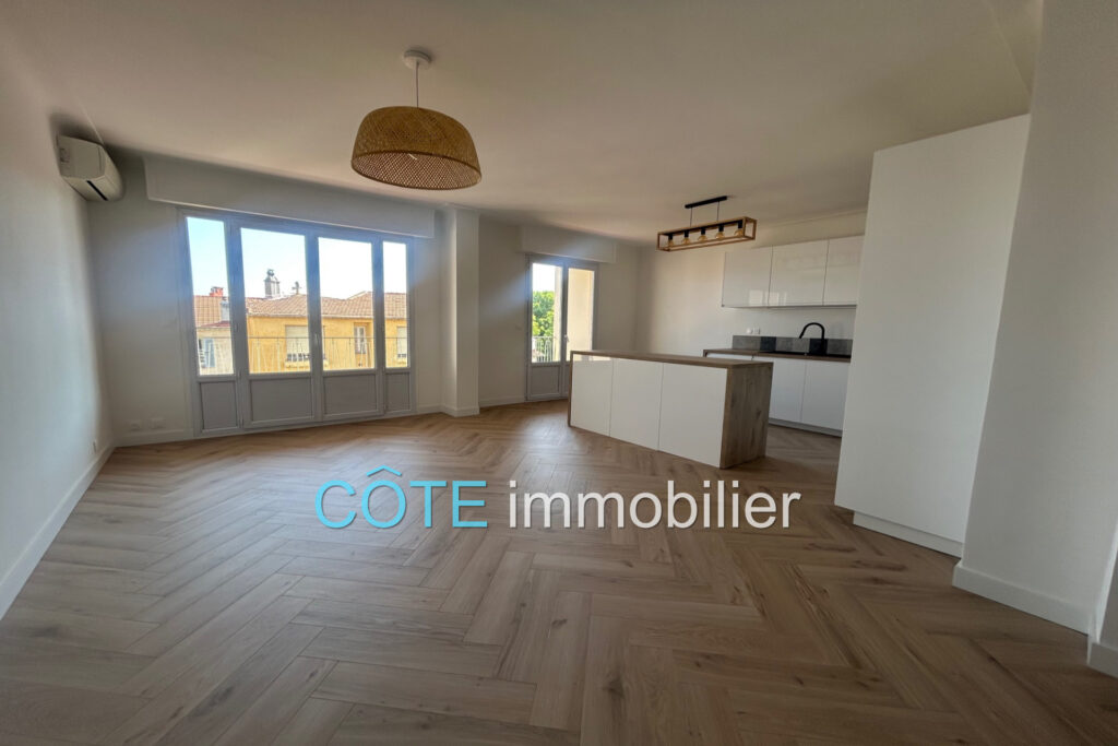 ANTIBES CENTRE VILLE 3 PIECES TERRASSE GARAGE VUE DEGAGEE – 3 pièces – 2 chambres – 71.80 m²