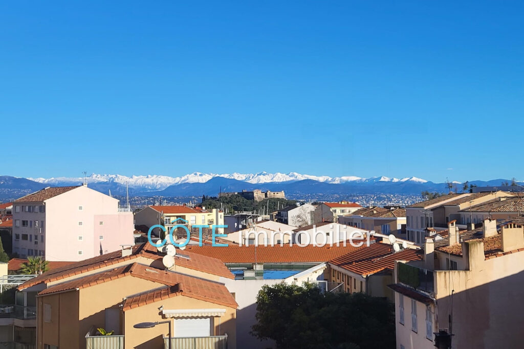 ANTIBES CENTRE VILLE 3 PIECES TERRASSE GARAGE VUE DEGAGEE – 3 pièces – 2 chambres – 71.80 m²