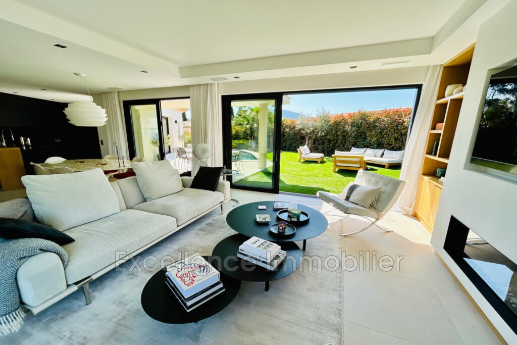 vente villa 5 Pièce(s) – 5 pièces – 3 chambres – 167.00 m²