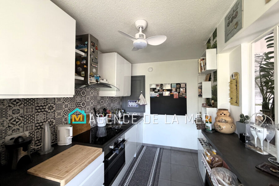 Appartement à vendre à Mandelieu-la-Napoule — Vue sur la ville — photo 4