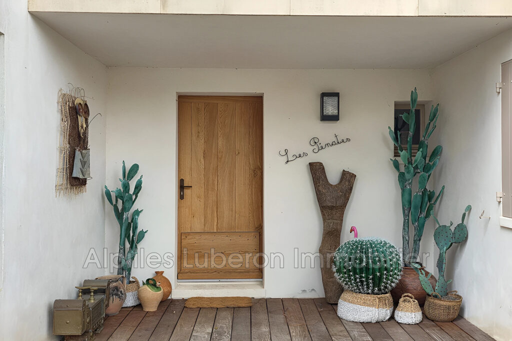 vente maison de village 4 Pièce(s) – 4 pièces – 3 chambres – 150.00 m²