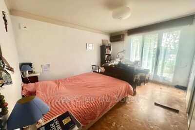 TOULON La Serinette, spacieuse maison de 166 m2 sur beau terra – 7 pièces – 5 chambres – 167.00 m²
