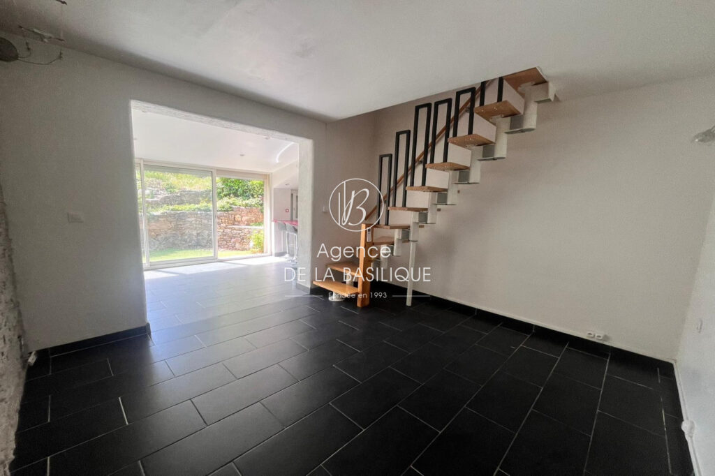 vente maison 3 Pièce(s) – 3 pièces – 2 chambres – 72.00 m²