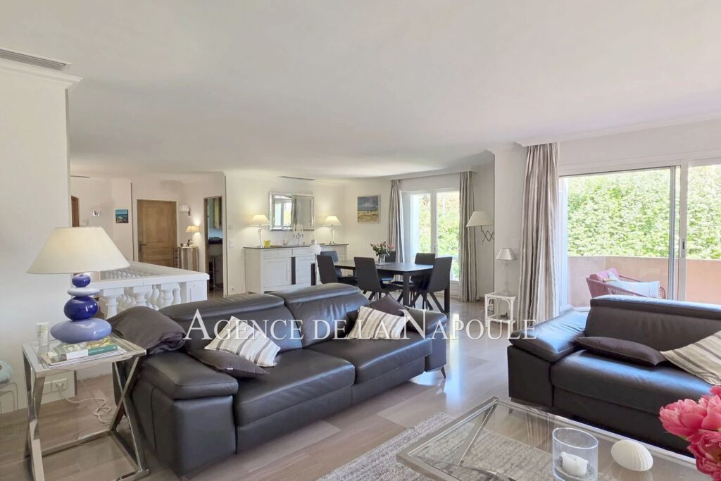 vente maison 5 Pièce(s) – 5 pièces – 3 chambres – 145.00 m²